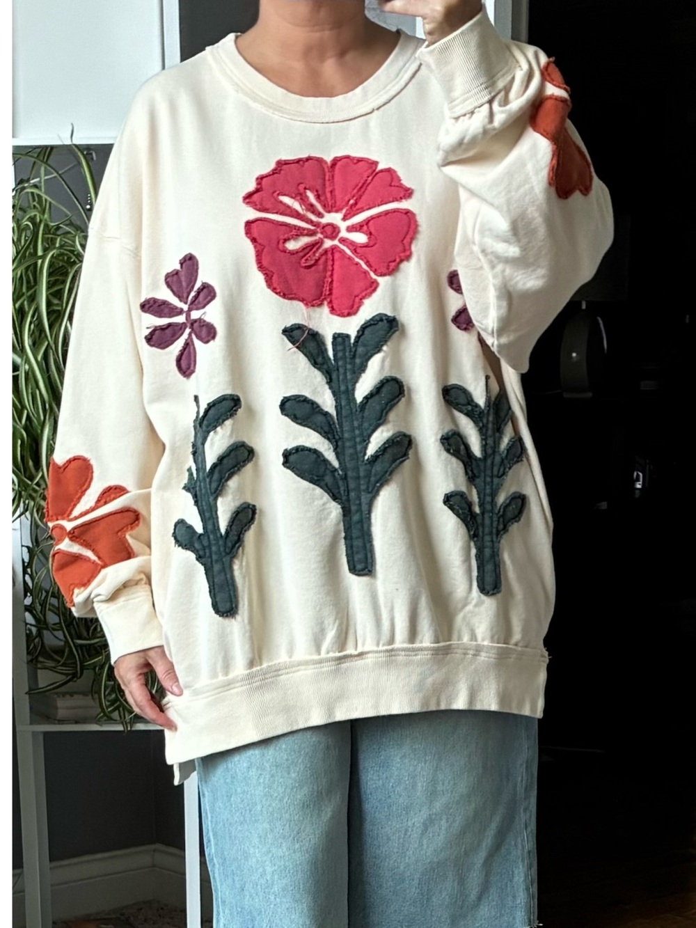 Oversized Embroidered Sweatshirt